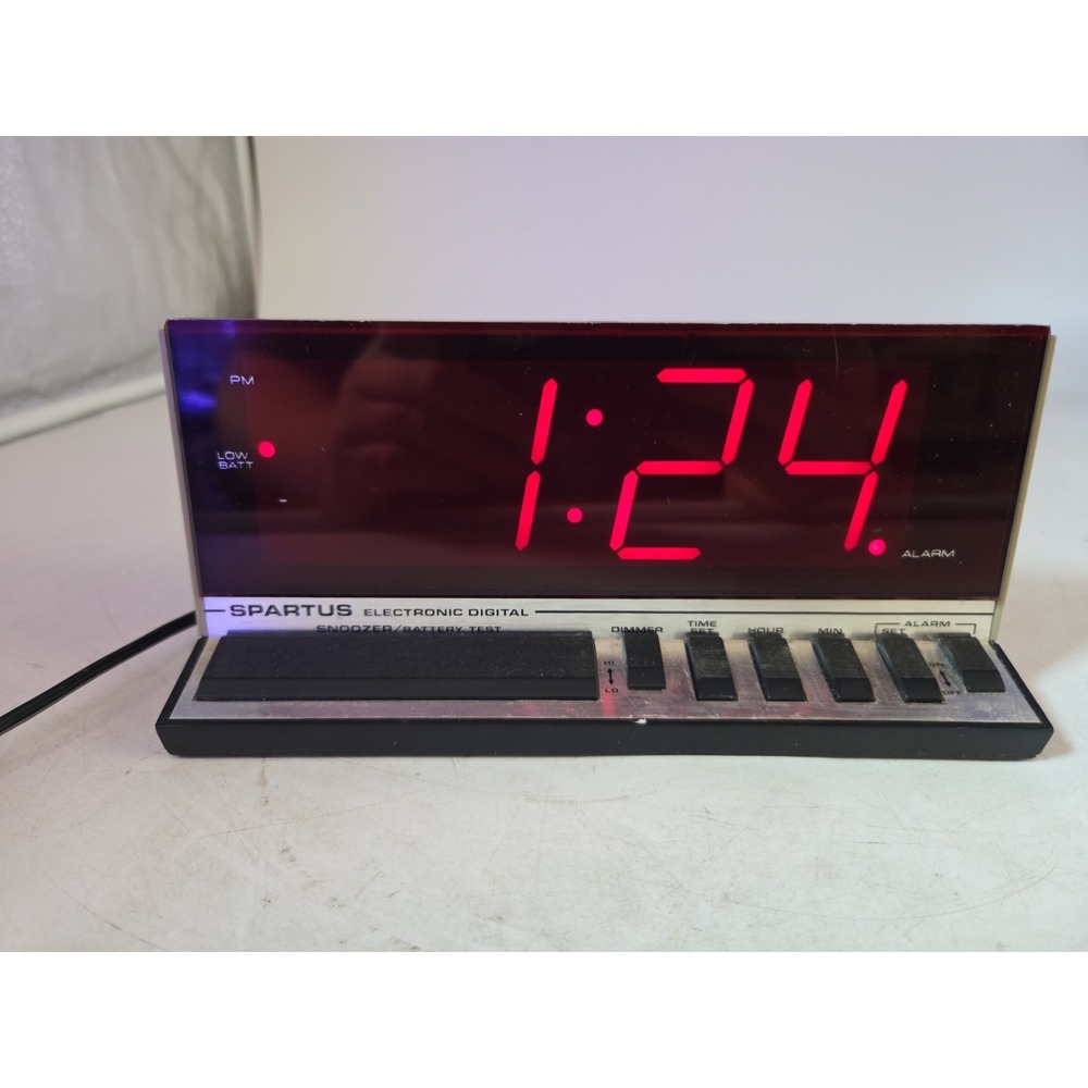 Vintage Spartus Electronic Digital Alarm Clock Model 1150 Large Display Tested